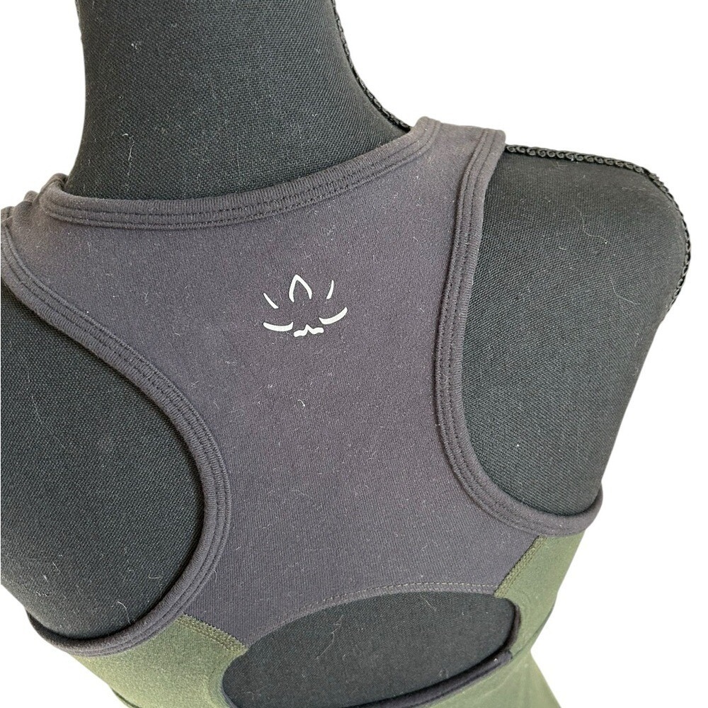 Beyond Yoga Athletic Tank XS Olive Green and Black - Picture 3 of 9